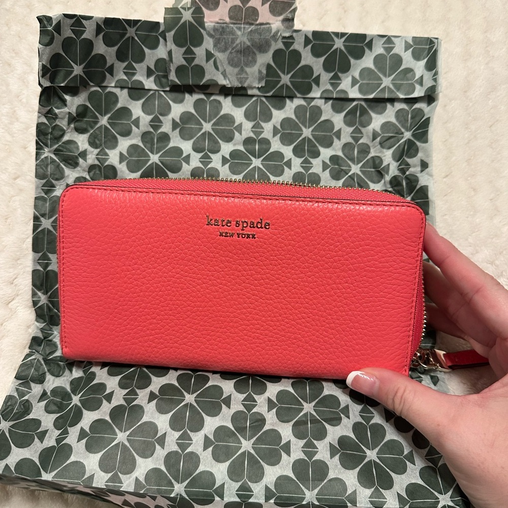 Kate Spade Vibrant Pink Wallet